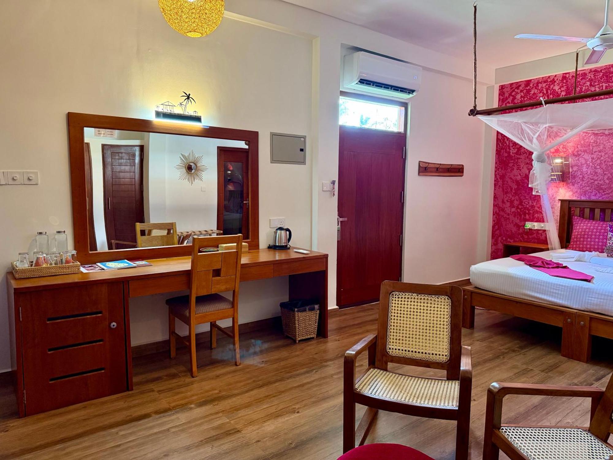 Sri Palms Bed & Breakfast Kosgoda Exterior foto